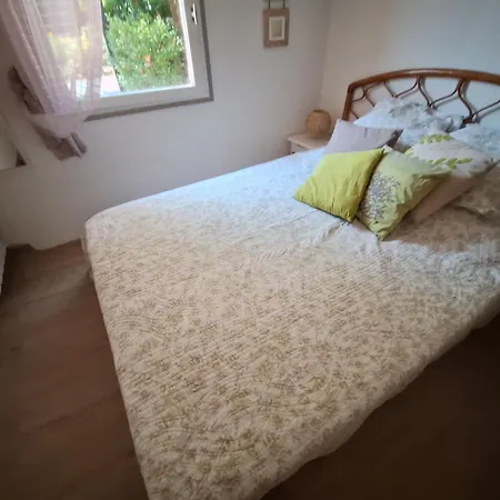 Detente Et Nature Maisonnette Conviviale Pour 6 Personnes Dans Un Village De Vacances גוז'אן-מסטרה