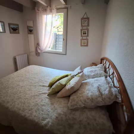 Detente Et Nature Maisonnette Conviviale Pour 6 Personnes Dans Un Village De Vacances 假日公园 居让梅斯特拉