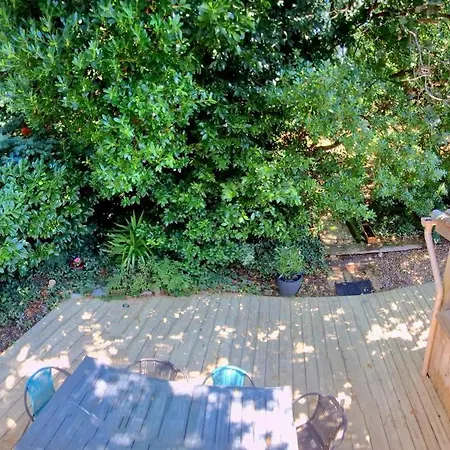 Detente Et Nature Maisonnette Conviviale Pour 6 Personnes Dans Un Village De Vacances *